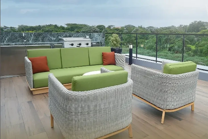Menilik Fasilitas di...