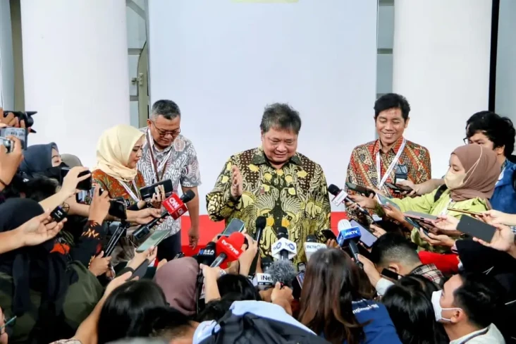 Ekonomi Akan Tumbuh...