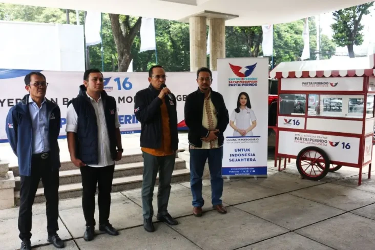 Bagikan Gerobak Beserta...