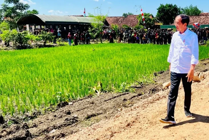 Jokowi Tegaskan SK Perhutanan...