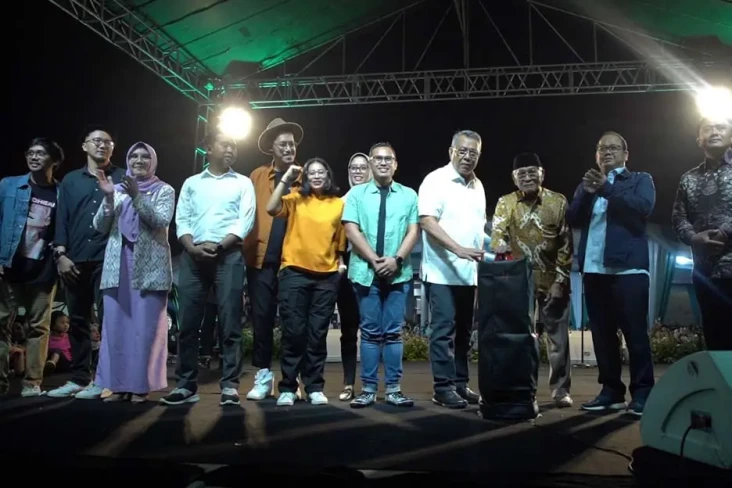 Alun-alun Pamulang Resmi...