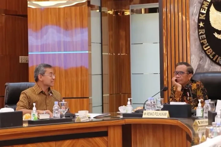 Ada Transaksi Janggal...