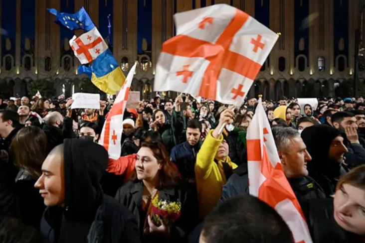 Picu Aksi Protes, Georgia...