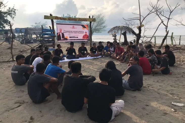 Generasi Milenial Manggarai...