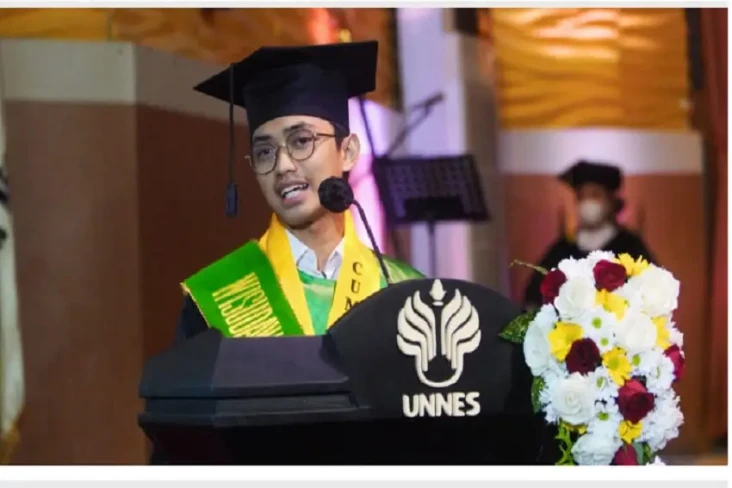 Haru! Dibesarkan oleh...