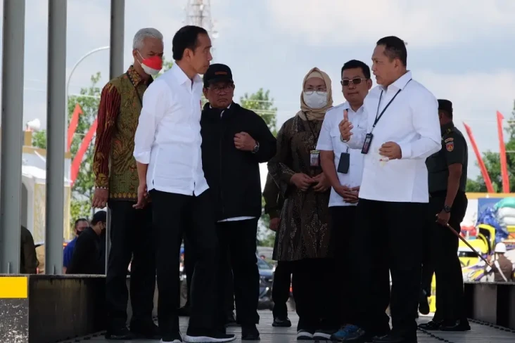 Resmikan Sentra Penggilingan...