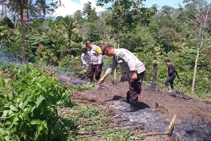 Cegah Kebakaran Meluas,...