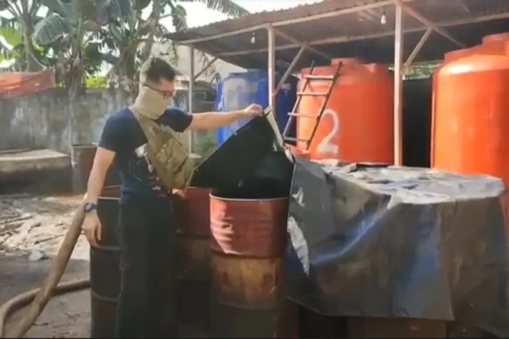 Peredaran 22 Ton Solar...