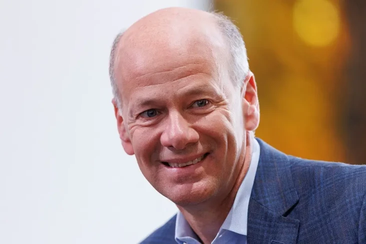 Mengenal Greg Becker:...