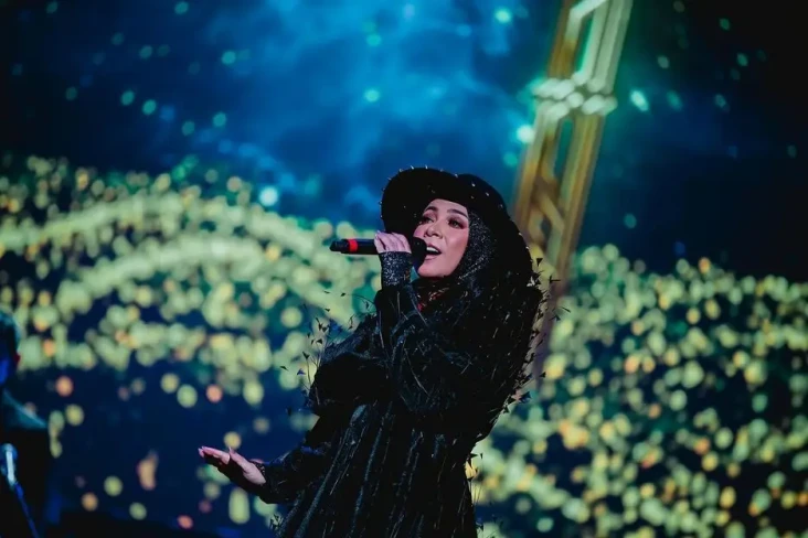 Melly Goeslaw Curhat...