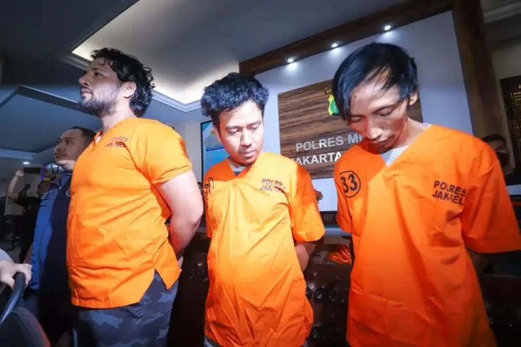 Ammar Zoni Direhabilitasi...