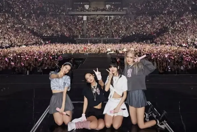 5 Fandom Kpop di Indonesia...