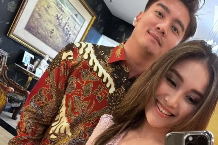 Ayu Ting Ting Panggil...