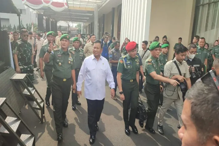 Provinsi Makin Banyak,...