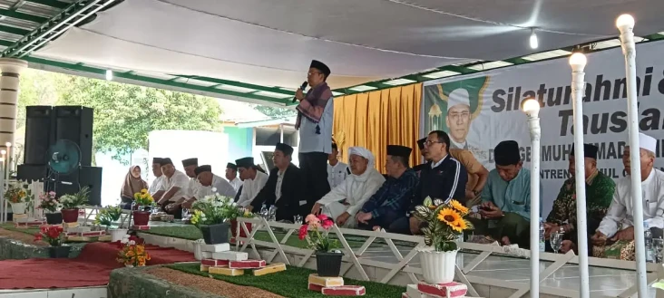 TGB Silaturahmi ke Pesantren...