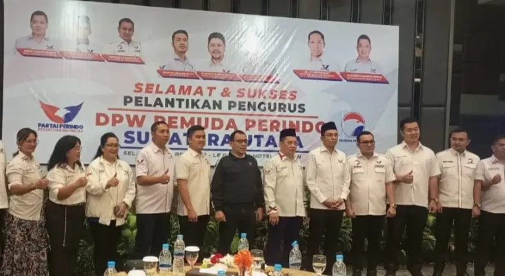 Hadiri Pelantikan Pemuda...