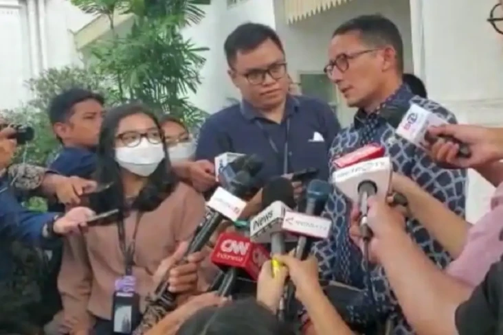 Menghadap Jokowi ke...