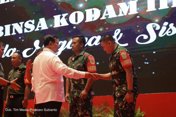 Prabowo Janji Bantu...