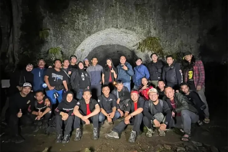 Pengalaman Berkegiatan...