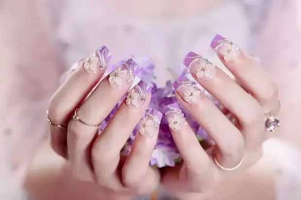 5 Rekomendasi Nail Art...