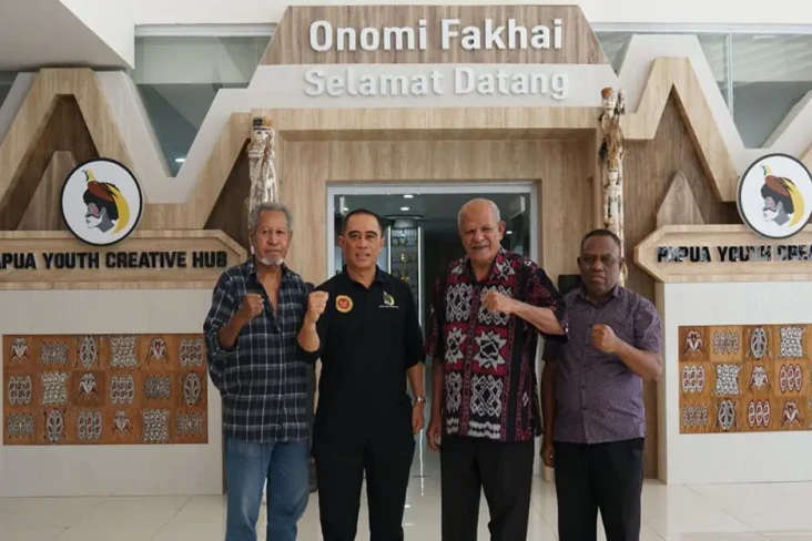 Kehadiran Gedung PYCH,...