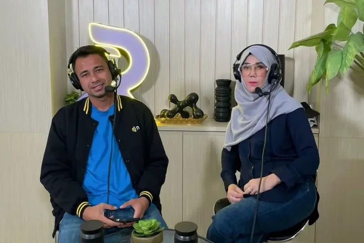 Raffi Ahmad Beri Kado...