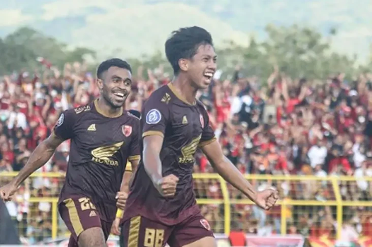Hasil Liga 1 2022/2023:...