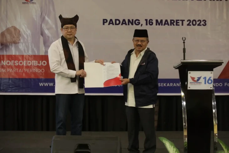 HT Optimistis Partai...