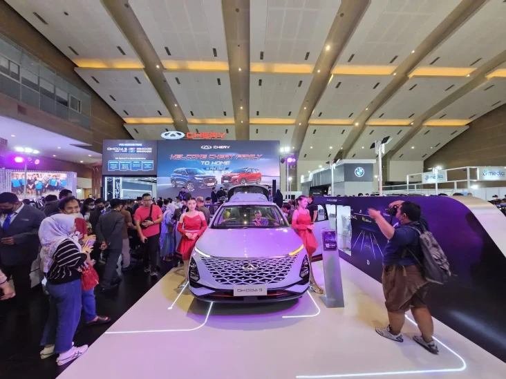 SUV Omoda 5 Laris, Chery...
