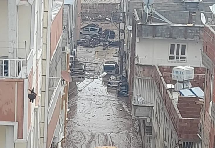 Banjir Besar Landa Daerah...
