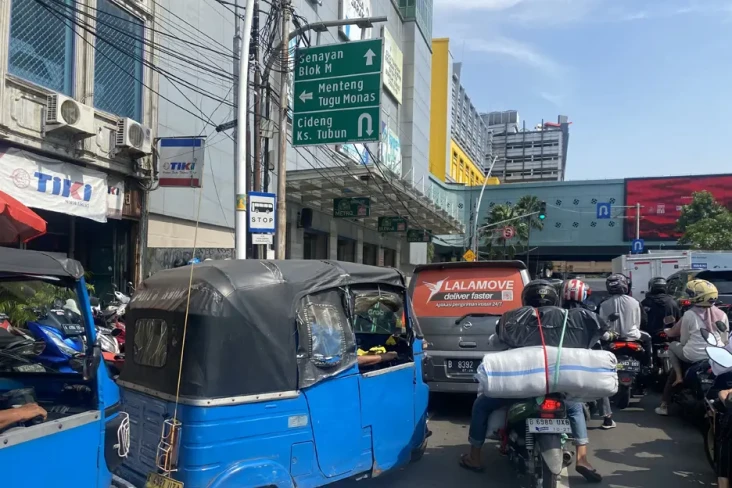 Diserbu Pengunjung Jelang...