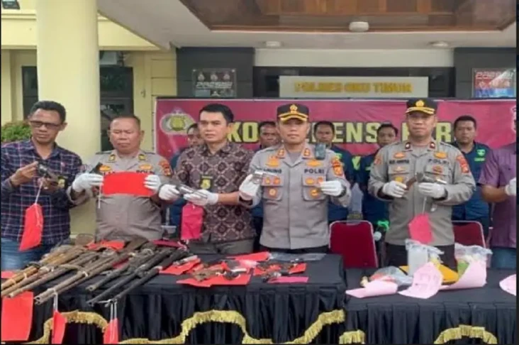 Gelar Operasi Senjata...