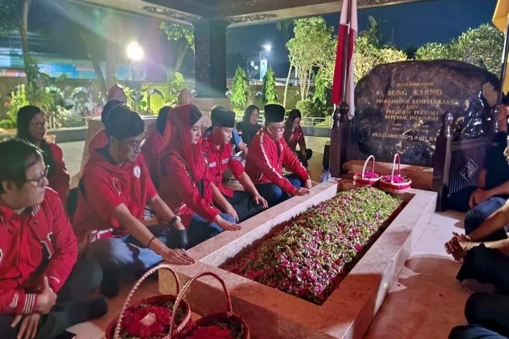 Megawati Tugasi Sekjen...