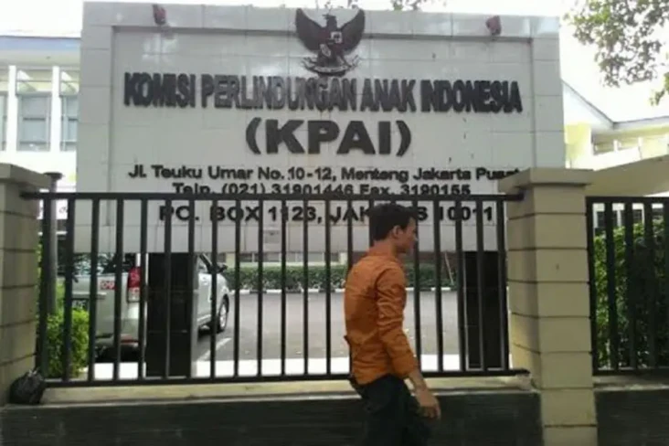 KPAI Kecam Prostitusi...