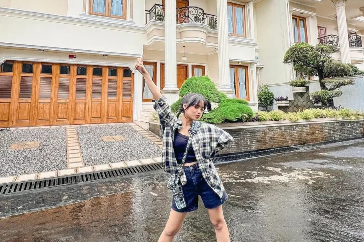 Alasan Fuji Larang Orang...