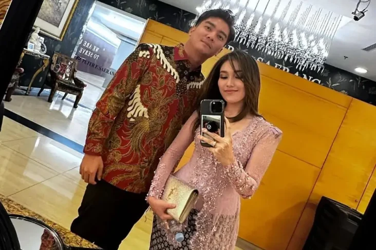 Dekat dengan Ayu Ting...