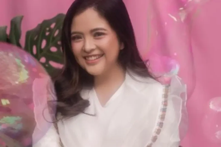 Tasya Kamila Alami Sobek...