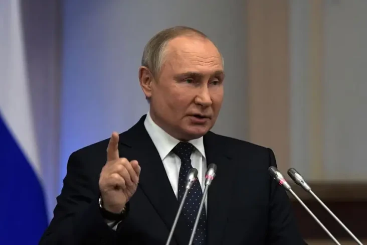 Putin Peringkatkan Inggris...