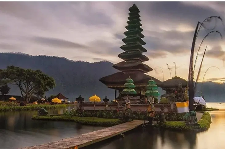 Daftar Gubernur Bali...