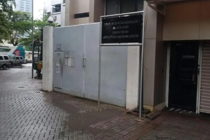 Hari Pertama Puasa,...