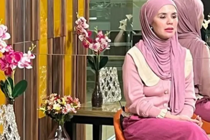 Meski Berpisah dengan...