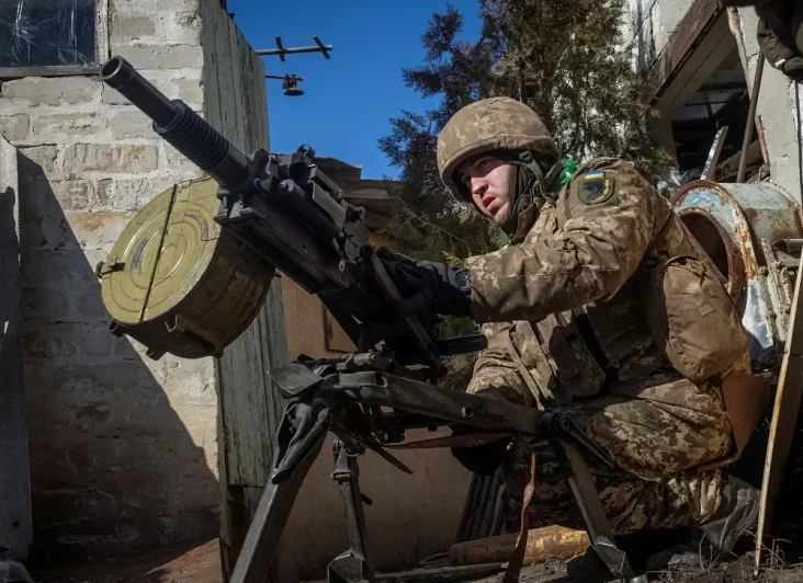 Anggota NATO Harus Persenjatai...