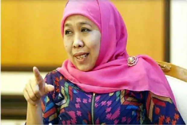 Gubernur Khofifah Persilakan...