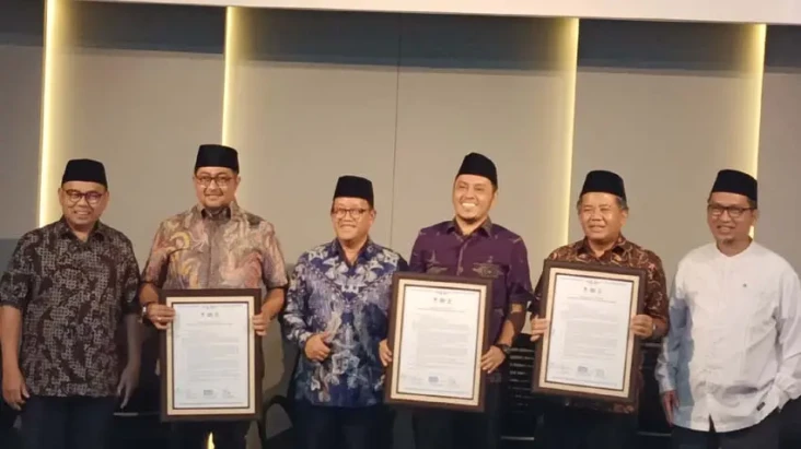 Tim Kecil Koalisi Perubahan...