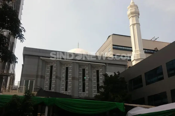 Terbuka untuk Umum,...