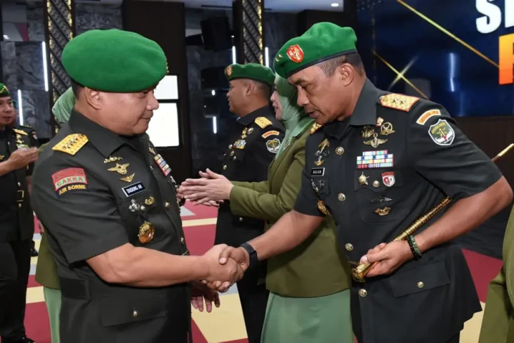 Resmi Jabat Pangdam...