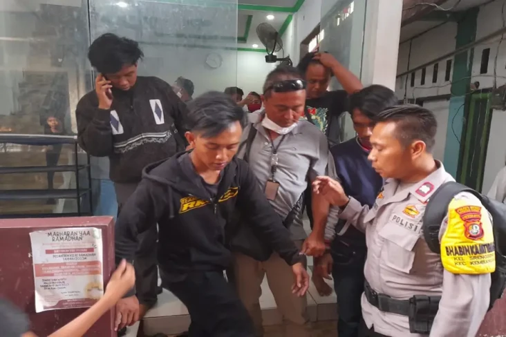 2 Pencuri Motor di Jakbar...