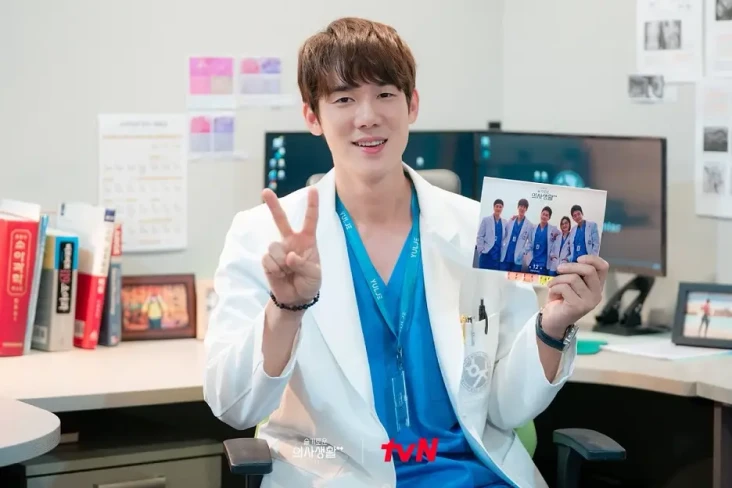 5 Artis Korea yang Pernah...