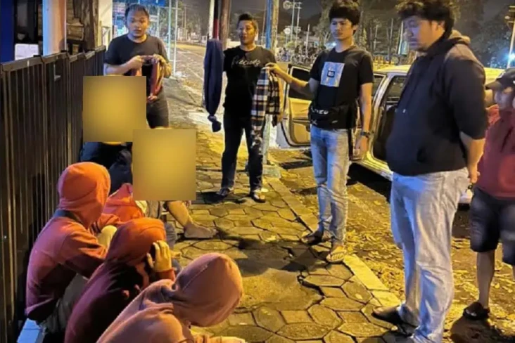 Terlibat Perang Sarung...
