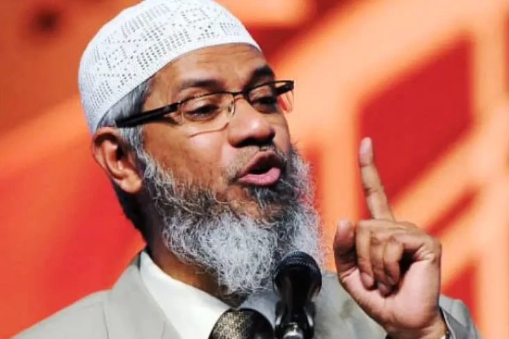 Zakir Naik Berada di...